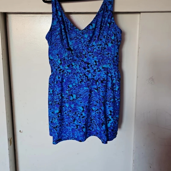 Elegant Blue Patterned One-Piece Swimsuit - Picture 1 of 6